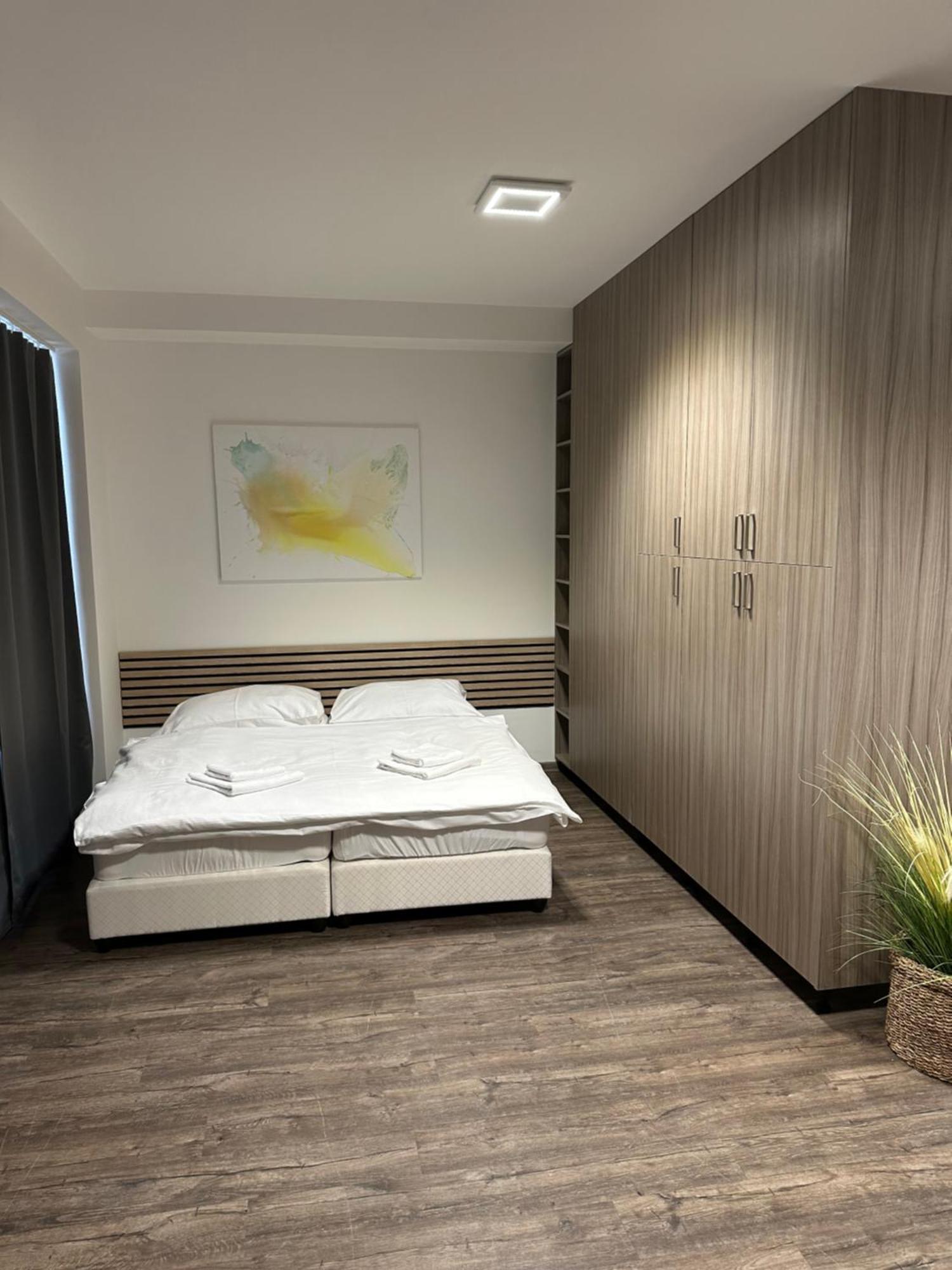 111Apartments Kosice Bagian luar foto